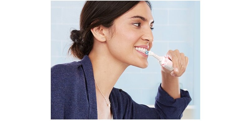 Szczoteczka rotacyjna ORAL-B Genius 10000LW SE