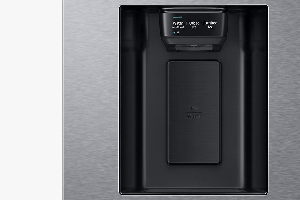 Samsung W zasięgu ręki. Dystrybutor wody i kostkarka ClearView Samsung W zasięgu ręki. Dystrybutor wody i kostkarka ClearView