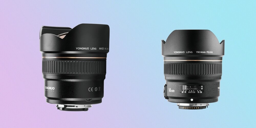 Obiektyw Yongnuo YN 14 mm f/2,8 do Nikon F w dwóch ujęciach: od przodu oraz od boku