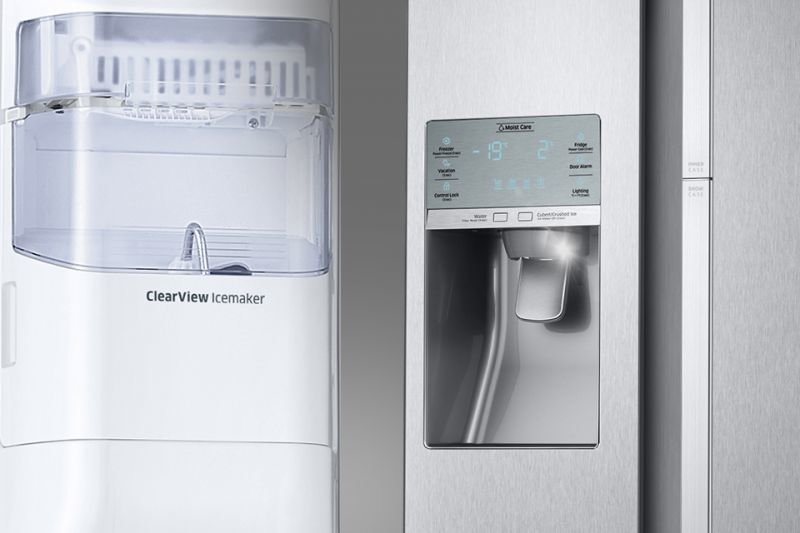 Samsung Orzeźwienie na wyciągnięcie ręki. Dyspenser wody i lodu