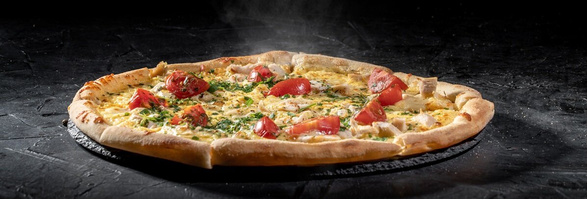 Ile piec pizzę? Praktyczne porady