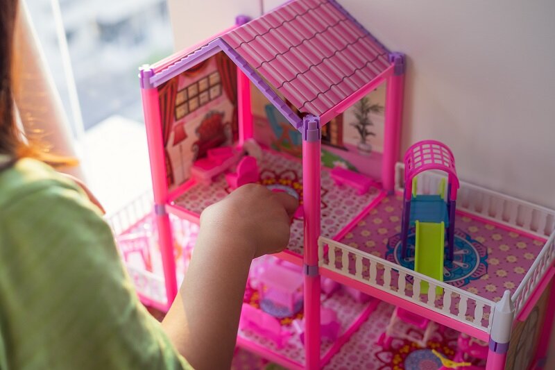 Jak zrobić akcesoria dla lalek Barbie?