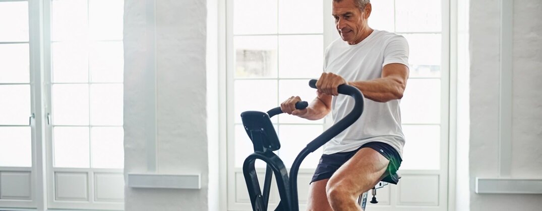 rower rehabilitacyjny stacjonarny dla seniora