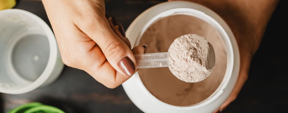 Co daje kreatyna? - działanie i zastosowanie