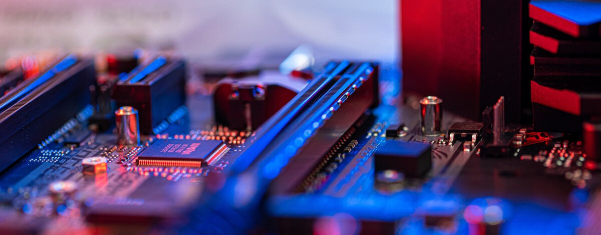 Adapter PCI Express 6-pin żeński