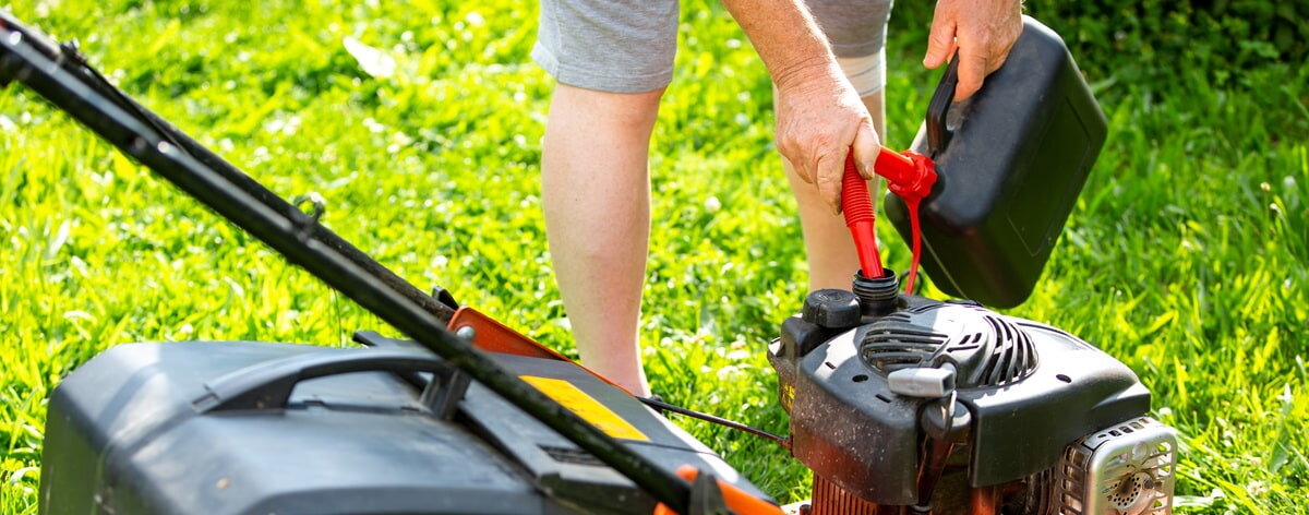 Jak wymienić olej w kosiarce spalinowej Olej do kosiarki 1000 ml