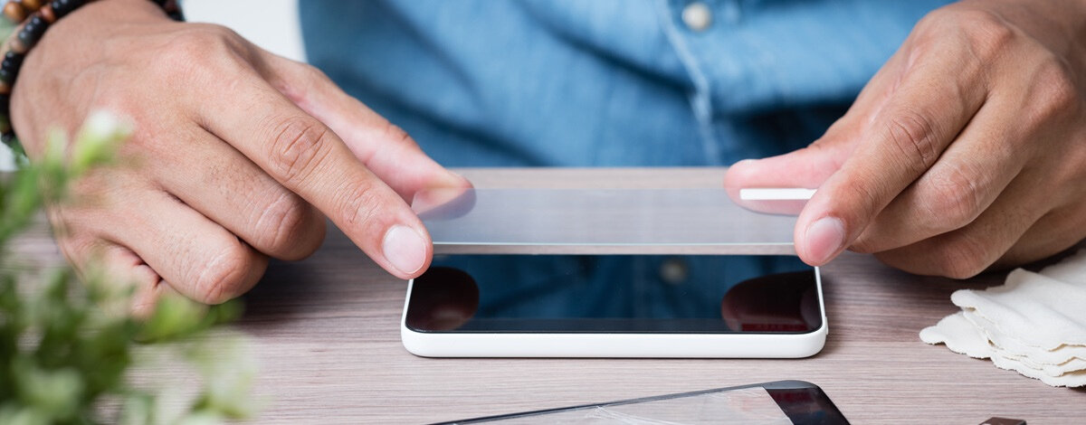 Szkło hartowane 0.3 mm grubości