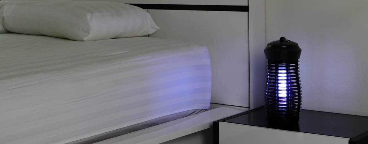 Jak działa lampa owadobójcza Lampa owadobójcza
