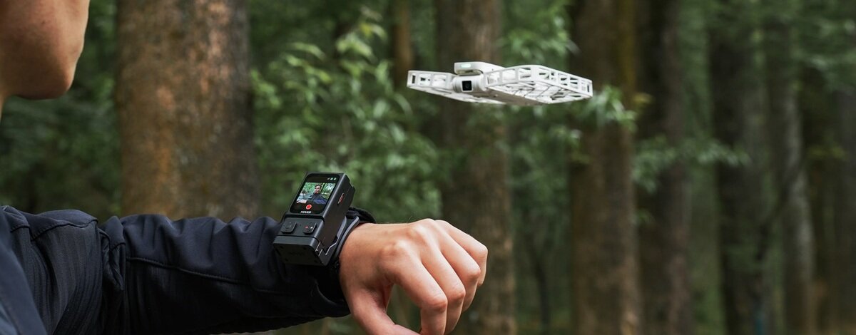 Dron HoveAir