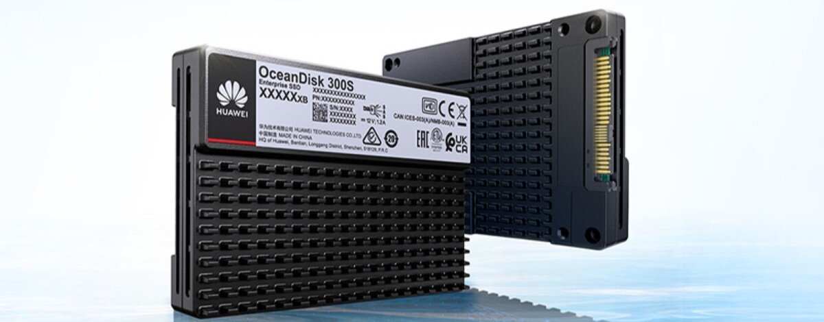 Gigantyczny SSD od Huawei o pojemności 122 GB. Sekret tkwi nie w pamięci, lecz w konstrukcji USA chciały odciąć Huawei od technologii. Efekt? Firma stworzyła dysk SSD o pojemności 122 TB