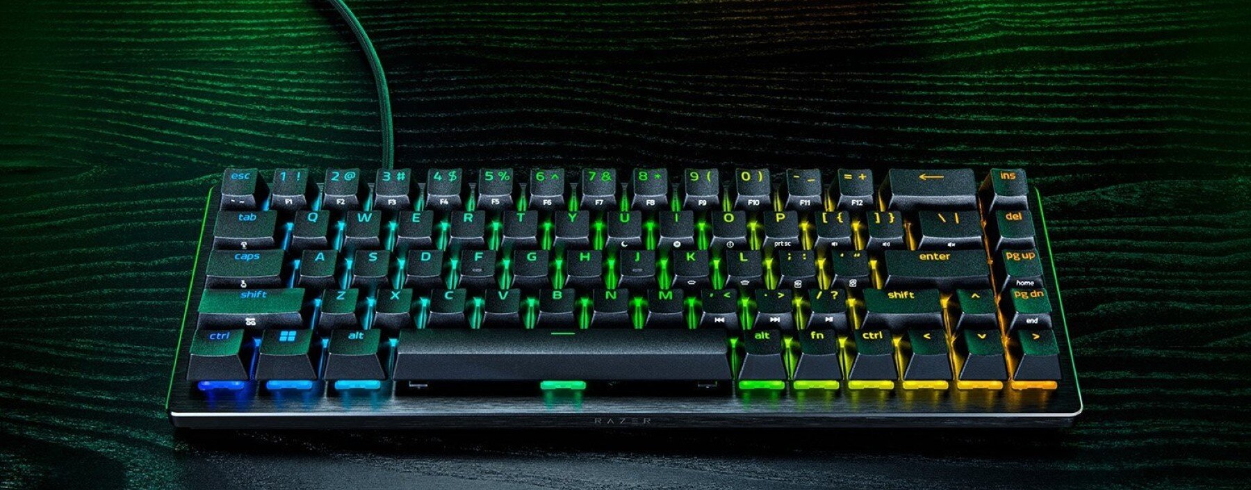 Razer Huntsman V3 HE Magnetic Mini to mały potwór do gier. Takiej precyzji nie zapewnia zwykła klawiatura