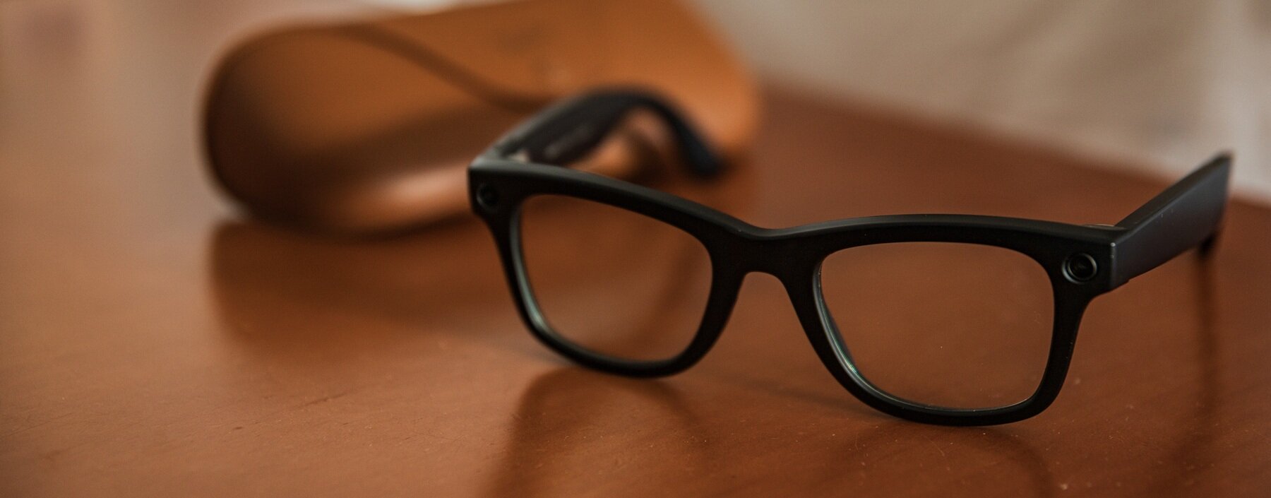 Nowe okulary AI Meta mają niebawem pojawić się na rynku. Czy producent zdecyduje się na radykalny krok? Okulary AI