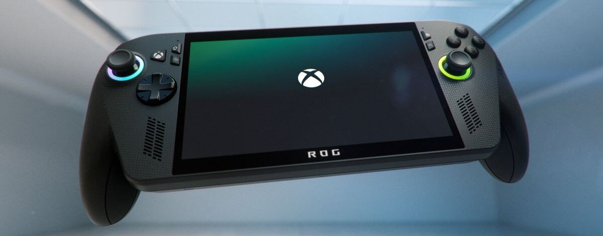 Microsoft przypadkiem ujawnił przenośnego Xboxa? Tajemnicze oznaczenie rozgrzało internet Microsoft przypadkiem ujawnił nowego Xboxa? Tajemnicze oznaczenie rozgrzało internet