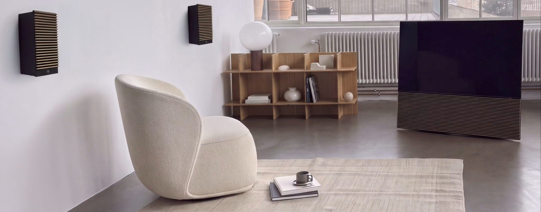 Soundbar dla audiofilów dostał Dolby Atmos. Tak może wyglądać kino domowe przyszłości od CANVAS HiFi Ten soundbar jest tak mocny, że zwykłe kino domowe może zacząć wyglądać staro