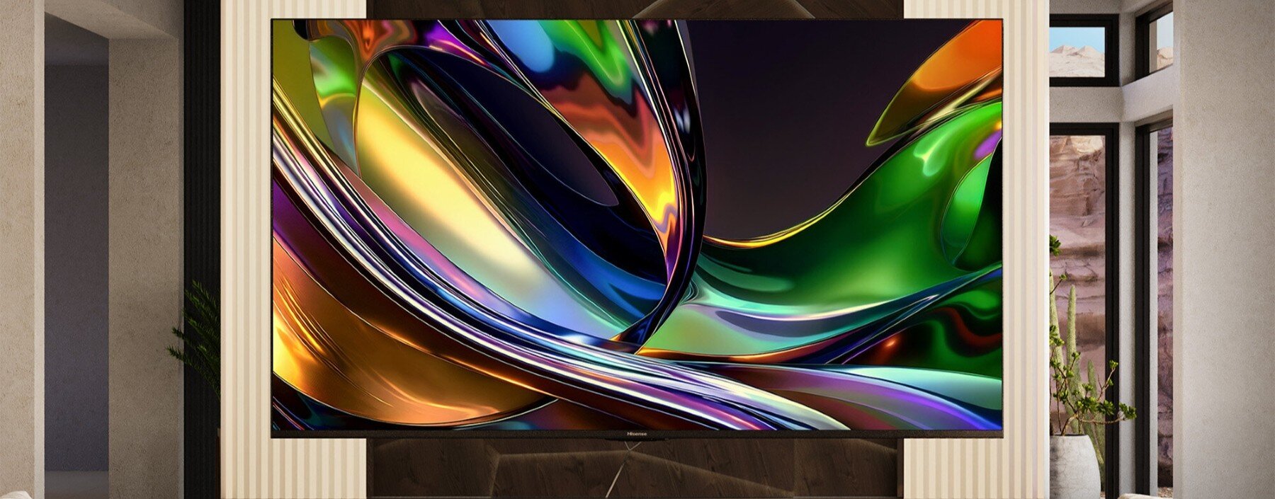Hisense UR8S to telewizor, który chce pogodzić OLED-a z Mini LED. Czy rzeczywiście mu się udało? Hisense zrobił coś nietypowego. Ten telewizor może namieszać na rynku OLED-ów