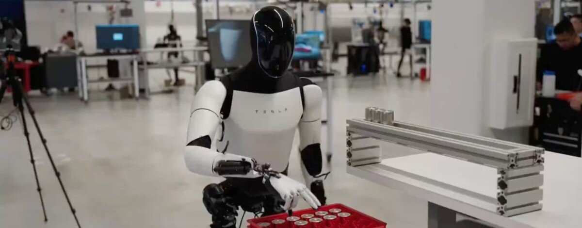 Optimus 3 coraz bliżej. Tesla szykuje nową generację humanoidalnych robotów do pracy w fabrykach Tesla szykuje Optimusa 3. Nowa generacja robotów ma pracować obok ludzi w fabrykach