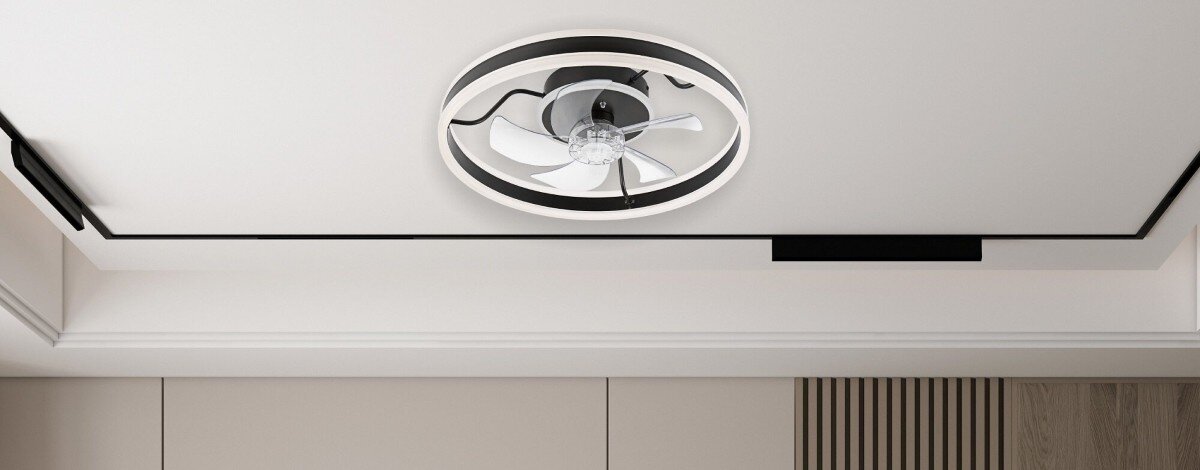 Lampa, wentylator i smart home w jednym. Nowy trend trafia do mieszkań Jeszcze niedawno kojarzył się z amerykańskimi filmami. Dziś ten sprzęt zaczyna znikać ze sklepów