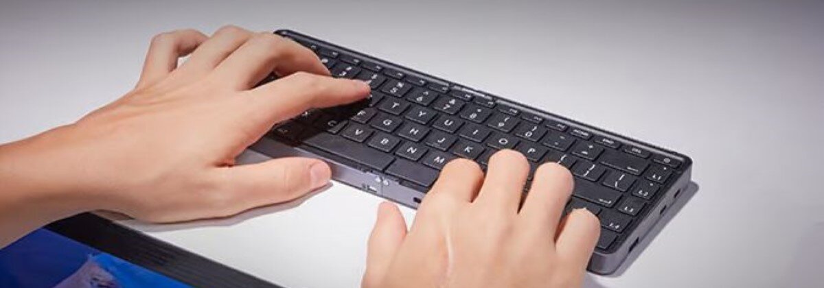 Lunar to Mini-PC w klawiaturze. Co wiemy o komputerze przyszłości?