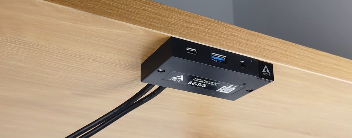 Ten mini PC schowasz pod blatem biurka. Arctic zaprezentował nietypowy sprzęt Mini PC