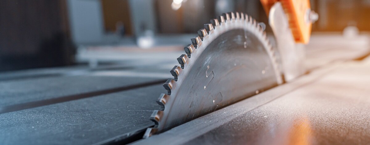 pilarka stołowa 230v