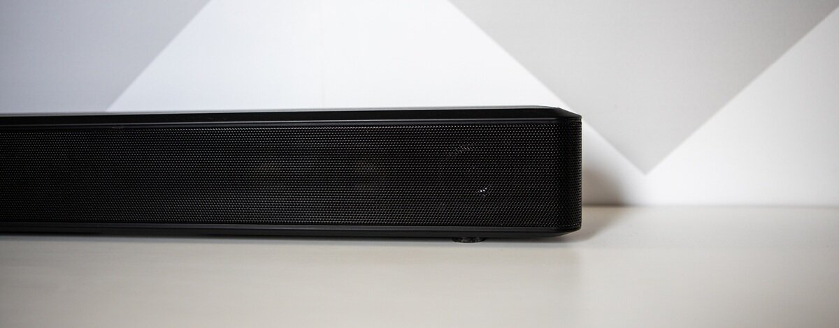 czarny soundbar