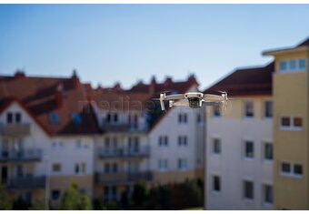 Zdjęcia z drona – jak je robić?