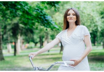 Jazda na rowerze w ciąży – czy przyszłe mamy mogą jeździć na rowerze?