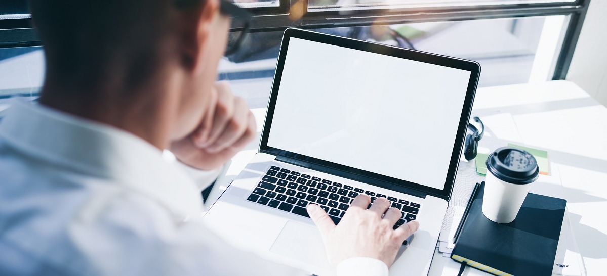 laptop się nie włącza laptop się nie włącza