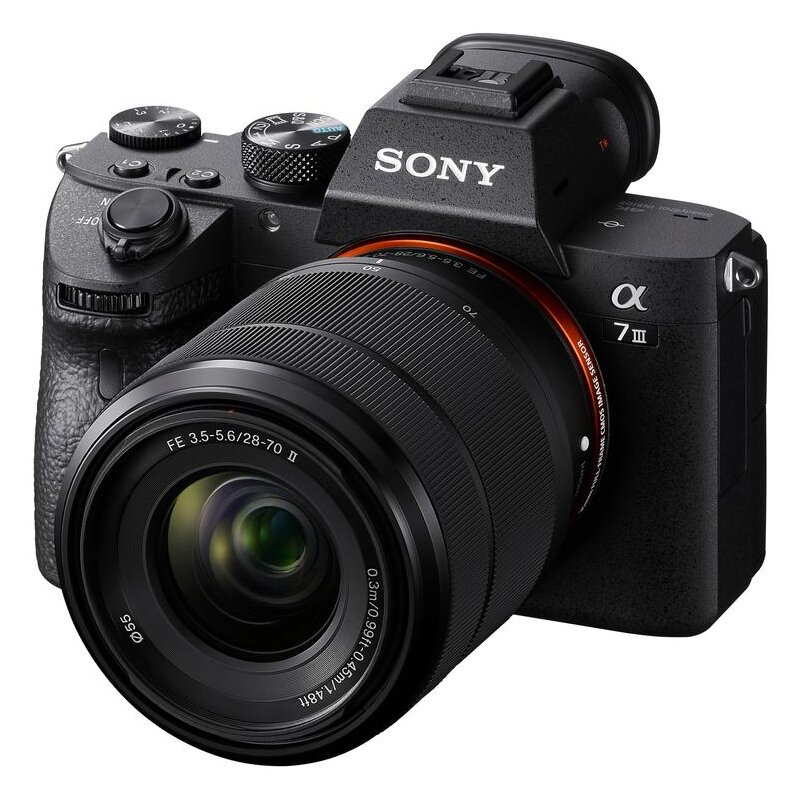 Sony A7 III + FE 28-70 mm f/3.5-5.6 OSS II