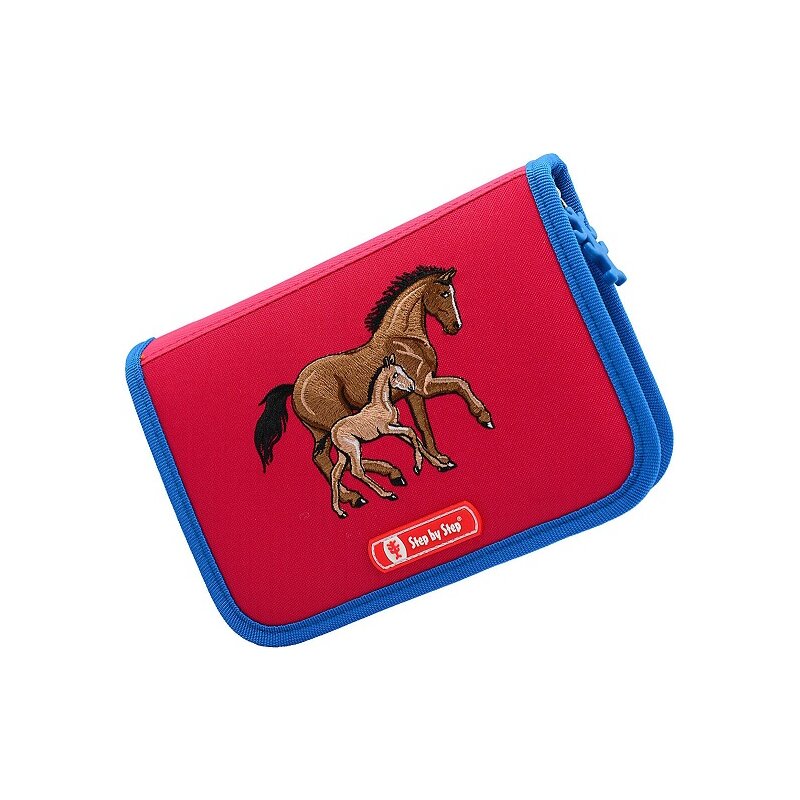 Piórnik STEP BY STEP Horse Family 3D 138635 z wyposażeniem