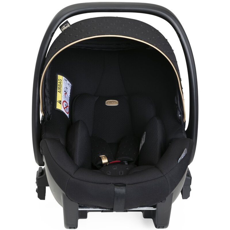 Fotelik samochodowy CHICCO Kory Essential 40-80 cm (0-13 kg) Czarny
