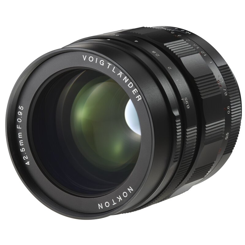 Obiektyw VOIGTLANDER 42.5 mm f/0.95 MFT Nokton (Micro 4/3)
