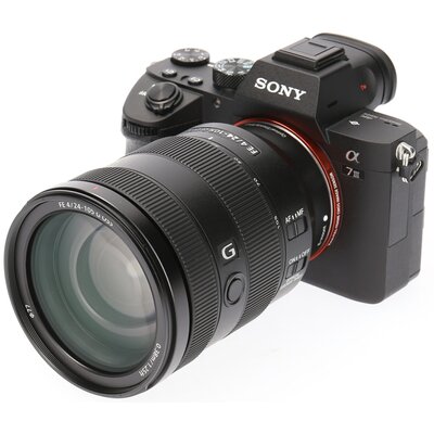 Aparat bezlusterkowy SONY Alpha A7 III (ILCE7M3GBDI.EU) + Obiektyw 24-105 f/4.0 OOS, Full Frame, 24Mpix, UHD 4K 30p, BIONZ X