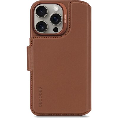 Etui DECODED Leather Detachable Wallet MagSafe do Apple iPhone 16 Pro Brązowy