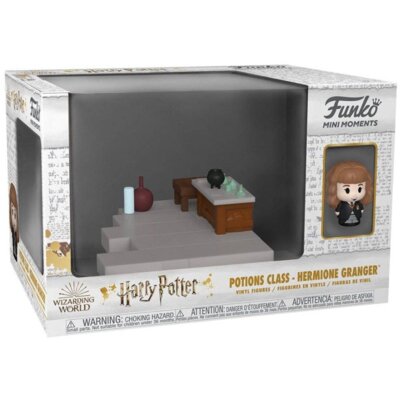 Figurka FUNKO Pop Mini Moments: Harry Potter – Hermione Granger Classroom
