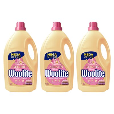 Płyn do prania WOOLITE Keratin Therapy 3 x 4500 ml
